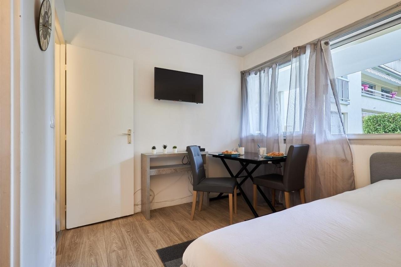 Le Marquis - T1 - 5 Mins De La Cathedrale Apartment Reims Exterior photo